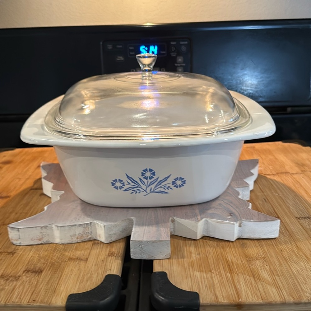 Vintage Corning Ware Dutch Oven 1960s P-34-B Cornflower Blue